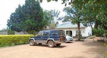 Paula Guest House