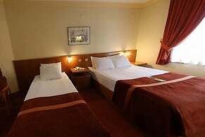 Segmen Hotel