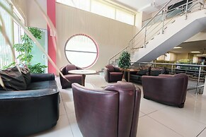 Siyav Hotel