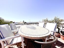 Zenit Guest House