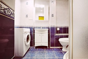 ApartLux on Smolenskaya