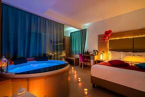 You & Me Beach Hotel