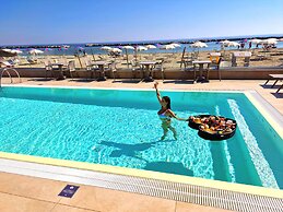 You & Me Beach Hotel