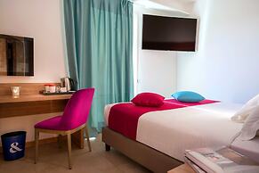 You & Me Beach Hotel