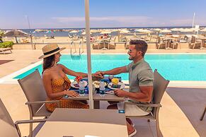 You & Me Beach Hotel