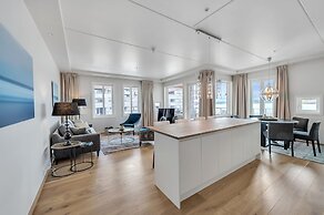 Wright Apartments