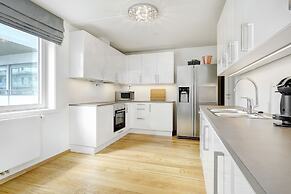 Wright Apartments