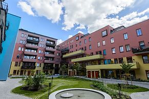 Wright Apartments