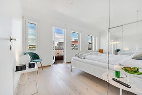 Wright Apartments