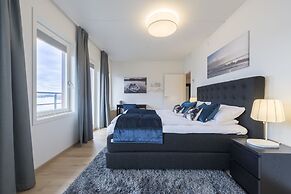 Wright Apartments