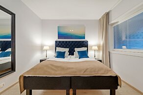 Wright Apartments