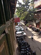 Carlton Hotel