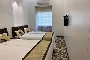 Carlton Hotel