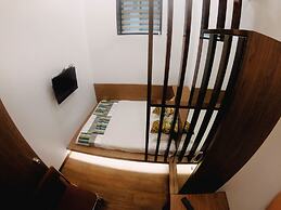 Carlton Hotel