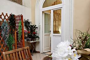 Artistic Charming House