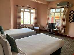 Hotel Vajra Inn