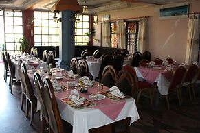Hotel Vajra Inn