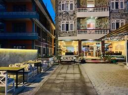 Hotel Vajra Inn