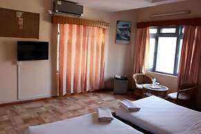 Hotel Vajra Inn