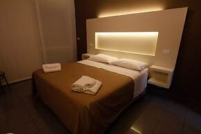 Hotel Desire'
