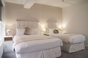 Tlk Apartments And Hotel