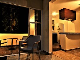 Maya Suites By LHMG