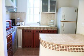 Maya Suites By LHMG