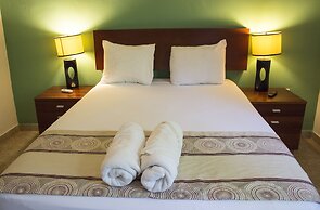 Maya Suites By LHMG