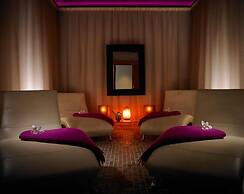 Ice House Hotel