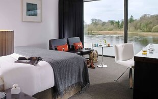 Ice House Hotel