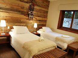 Hotel 381