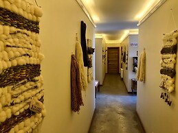 Hotel 381