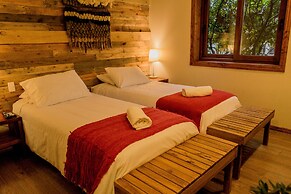 Hotel 381