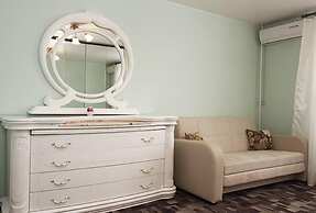 ApartLux Rimskaya
