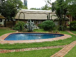 Kutandara Lodges