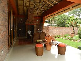 Kutandara Lodges