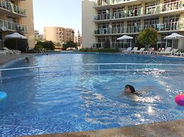 Sunny Holiday Apartments