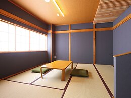 Shoji Mount Hotel