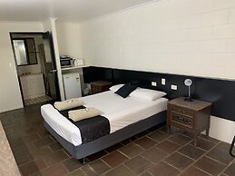 Central Motel
