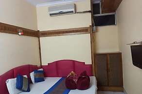 Hotel Delhi Regency