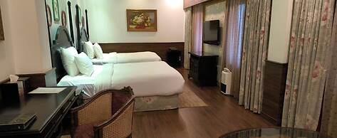 MAYFAIR Himalayan Spa Resort