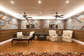 MAYFAIR Himalayan Spa Resort