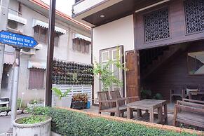 Wongsaisiri Srichiangkhan Hotel