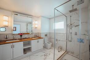 Hemingways Watamu