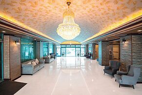 Blue Sky Residence Airport