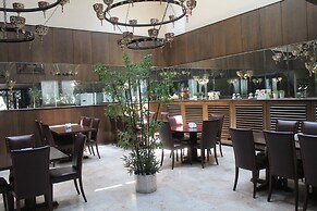Rest Hotel