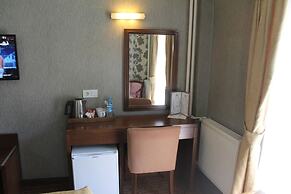 Rest Hotel