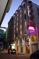 Rest Hotel