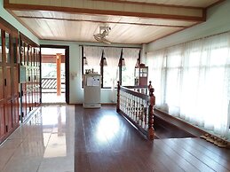 Green Riverside Homestay