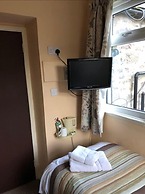 Crown Guesthouse